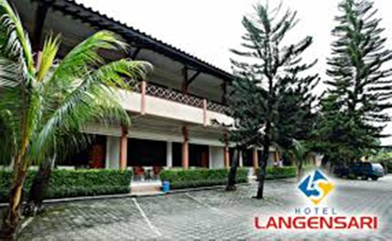 Langensari Hotel Cirebon Exterior foto