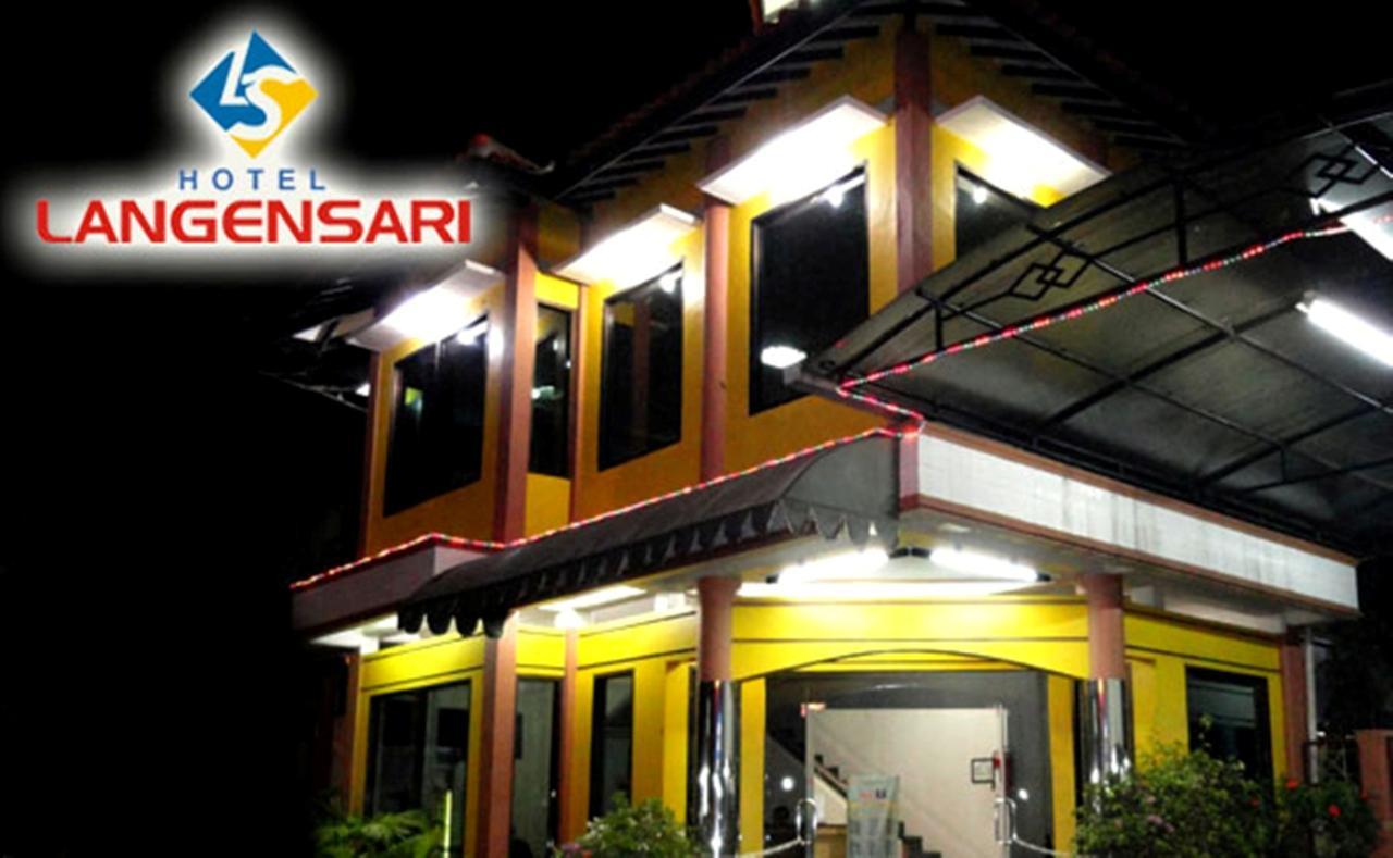 Langensari Hotel Cirebon Exterior foto